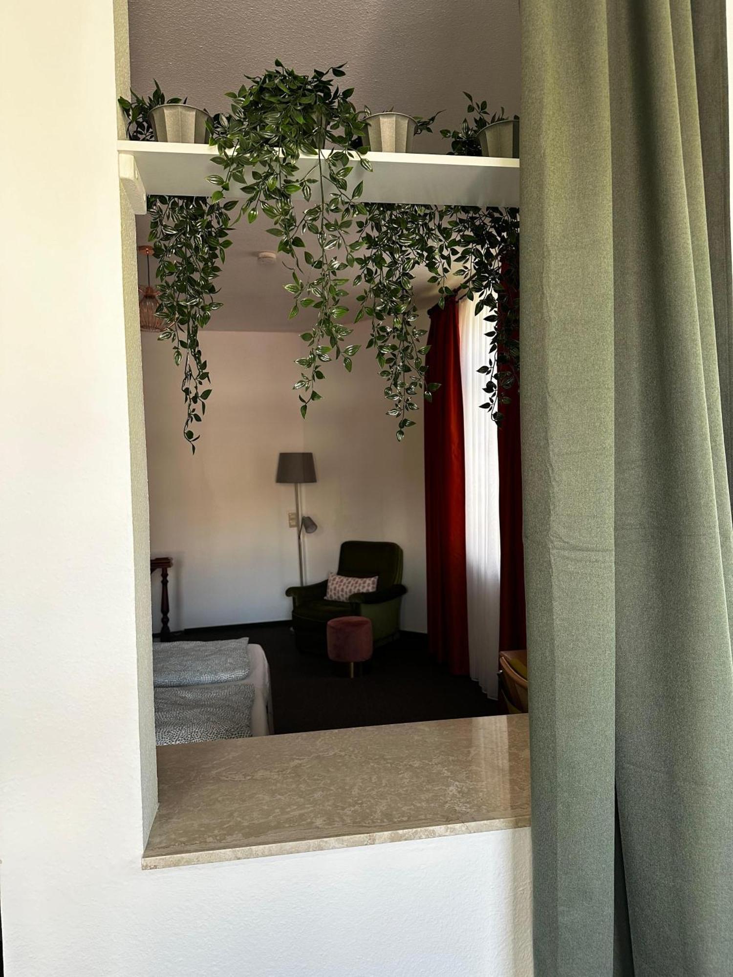 Maisonettewohnung Im Loft Stil Mit Wunderschoener Terrasse Karlsruhe Exterior photo